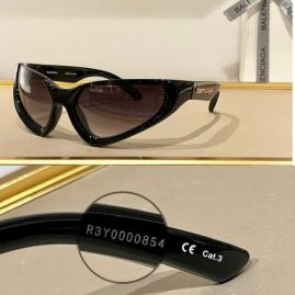 Picture of Balenciga Sunglasses _SKUfw52343064fw